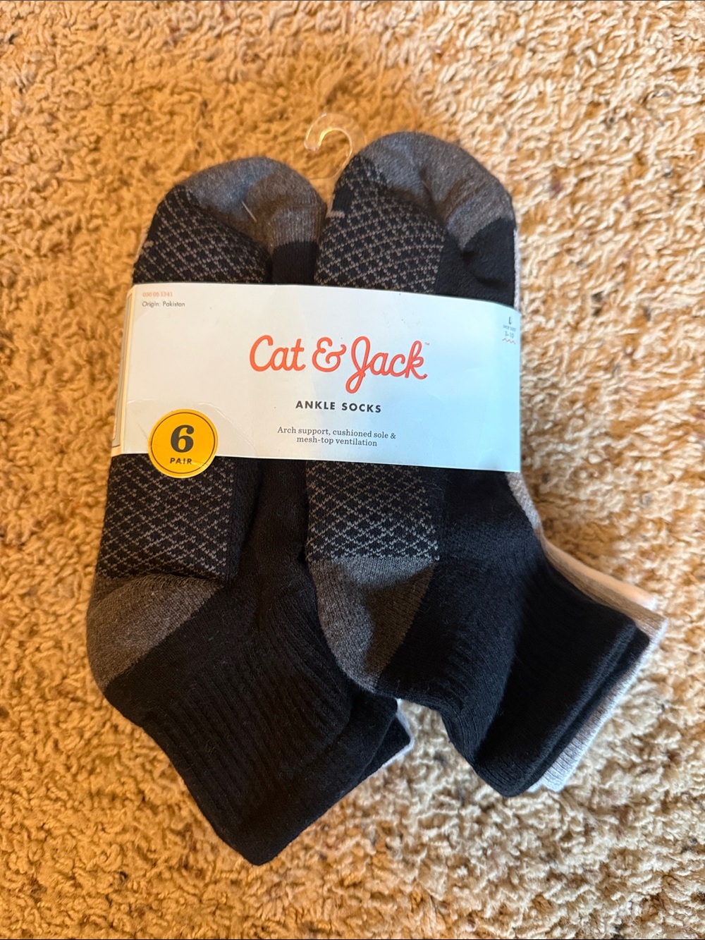 Cat & Jack Black and Gray Ankle Athletic Socks - 6 Pack